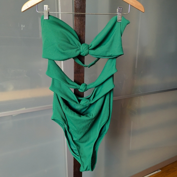 Aerie one piece triple knot swimsuit in emerald green - XL - Picture 2 of 11